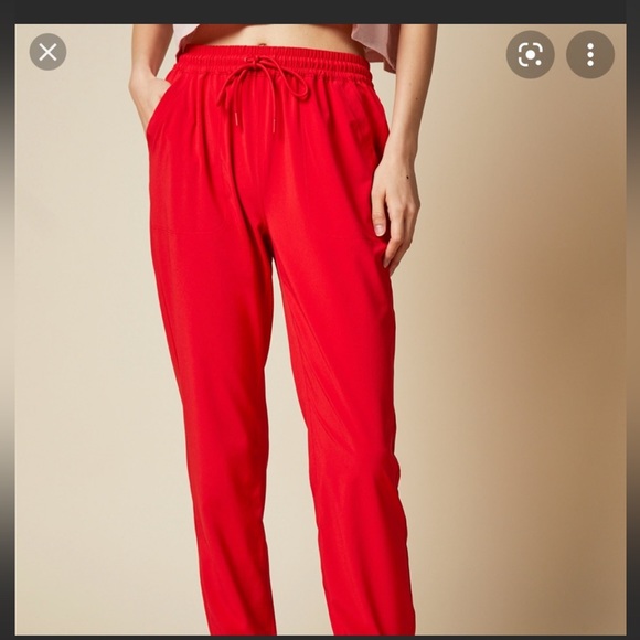 Aritzia TNA NWOT speed jogger in Goji Berry size M - Picture 2 of 6